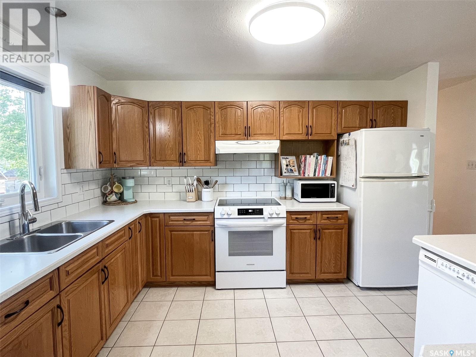 310 Woodman Avenue, Meadow Lake, Saskatchewan  S9X 1H3 - Photo 11 - SK007448