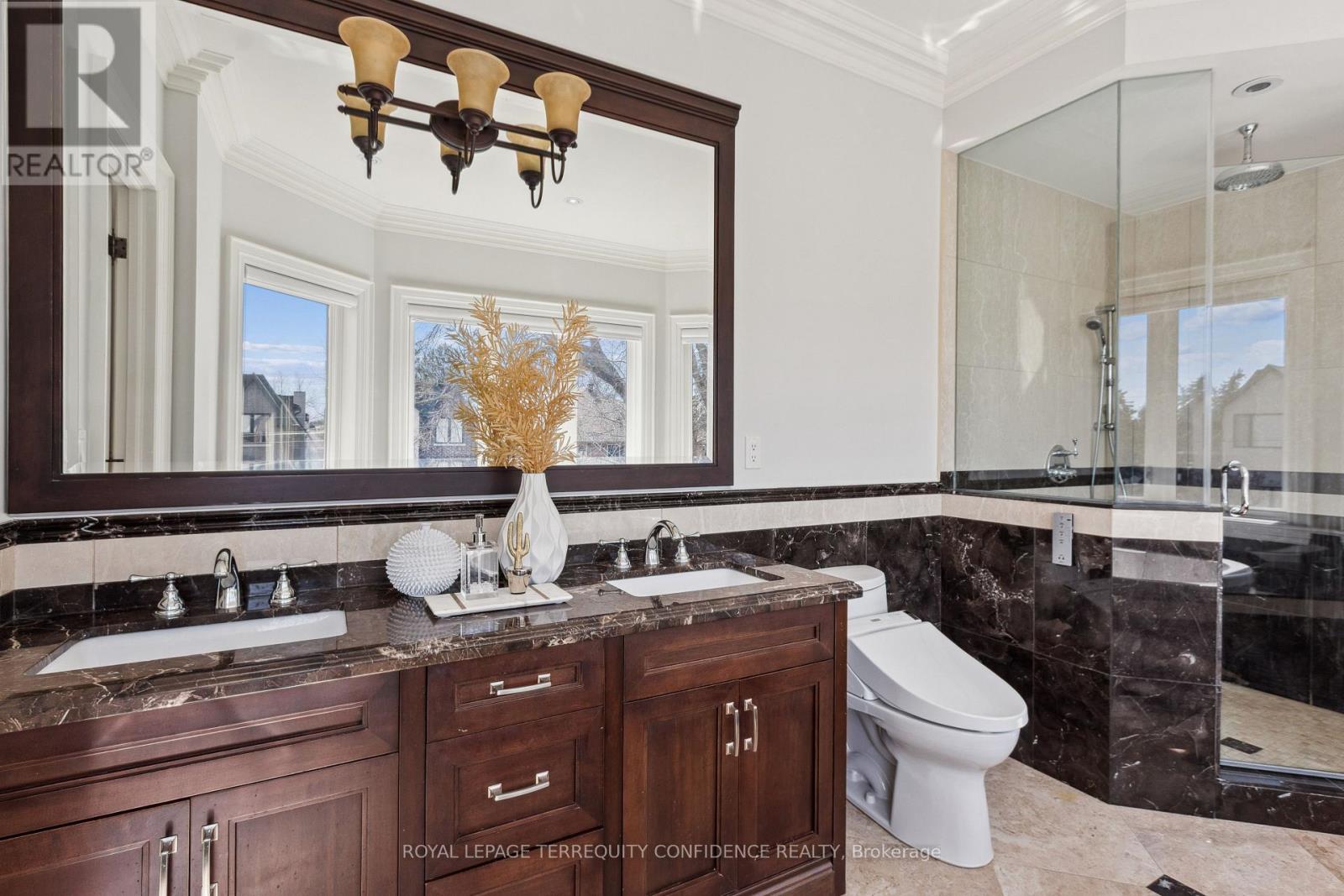 241 Hounslow Avenue, Toronto, Ontario  M2N 2B5 - Photo 25 - C12179425
