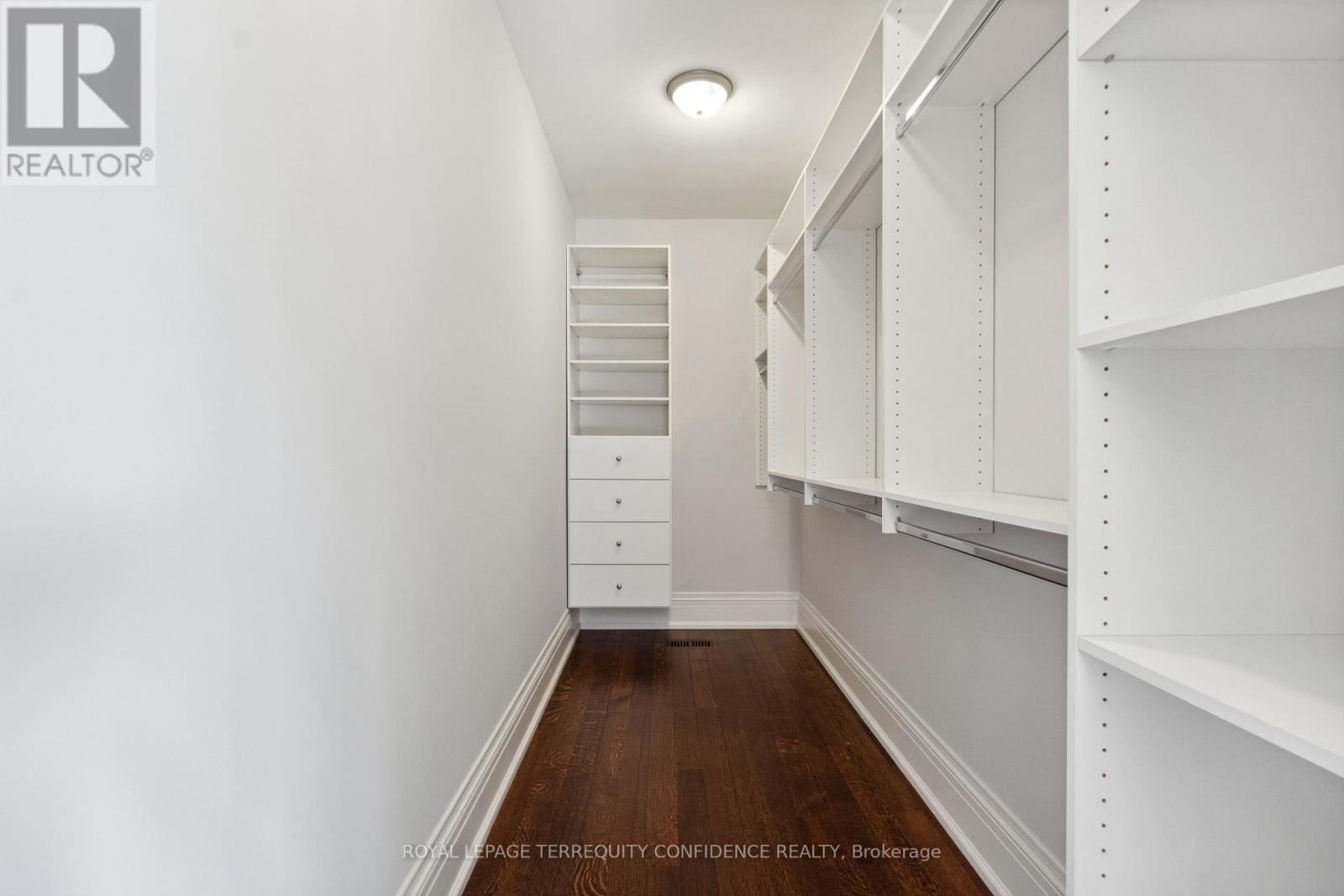 241 Hounslow Avenue, Toronto, Ontario  M2N 2B5 - Photo 26 - C12179425