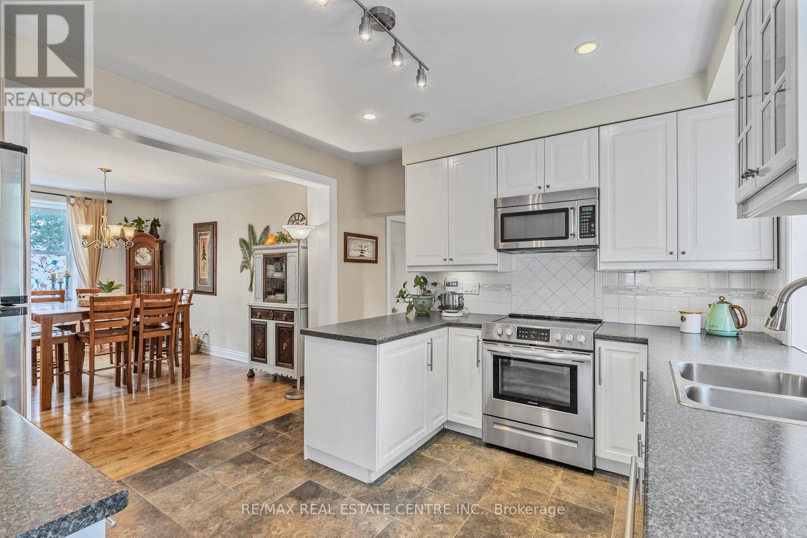 129 Dufferin Street, Shelburne, Ontario  L9V 2Z1 - Photo 16 - X12179181