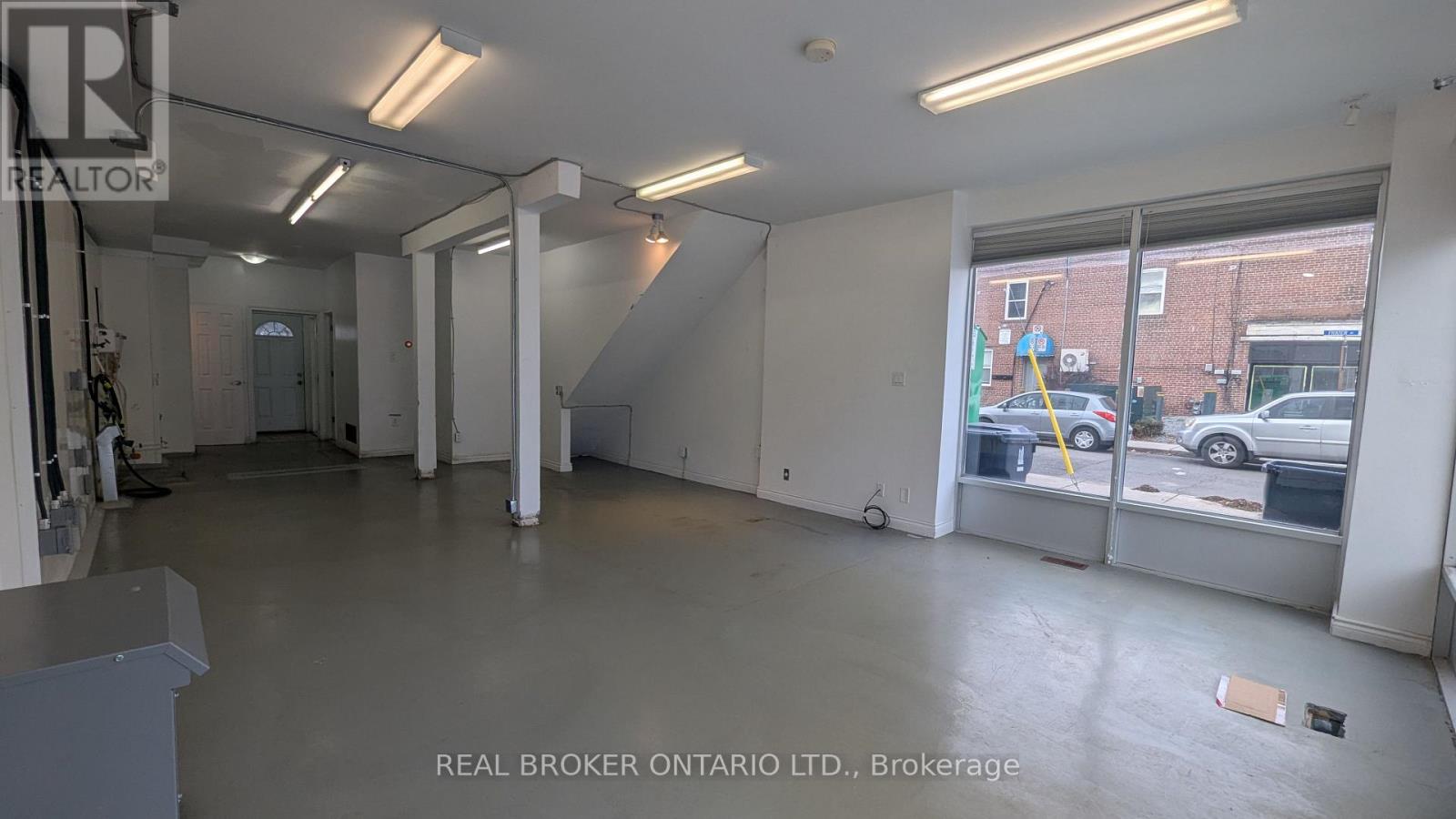 1190 Woodbine Avenue, Toronto (Danforth Village-East York), Ontario  M4C 4E2 - Photo 2 - E12179430