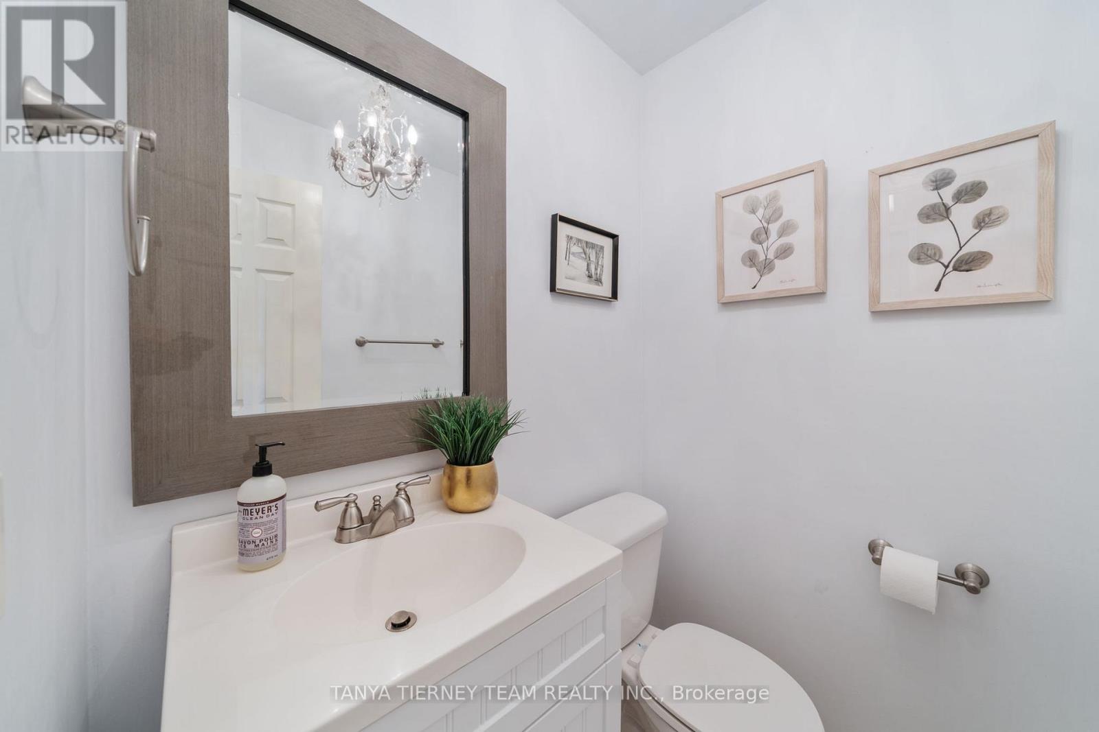 38 Wells Crescent, Whitby, Ontario  L1M 1C9 - Photo 16 - E12179485