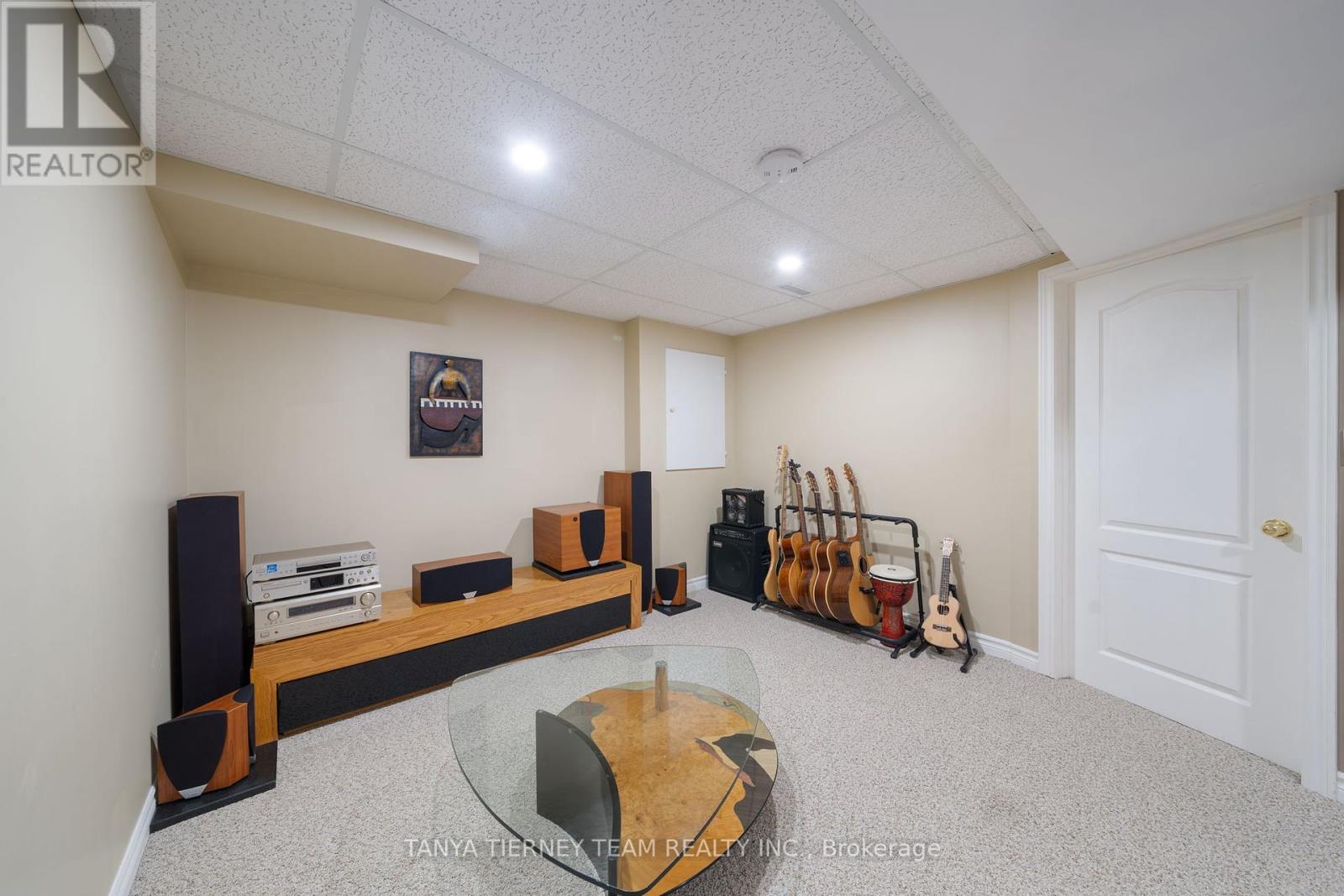 38 Wells Crescent, Whitby, Ontario  L1M 1C9 - Photo 24 - E12179485