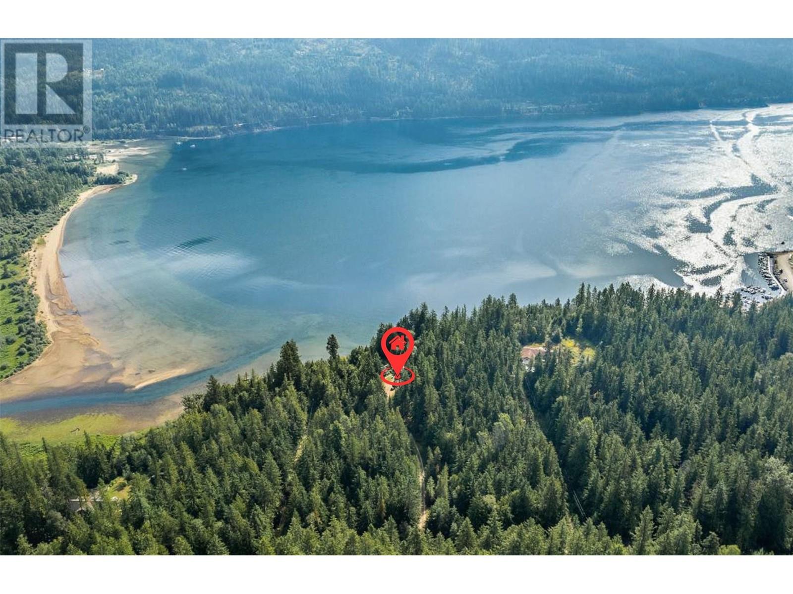15730 Peters Road, Crawford Bay, British Columbia  V0B 1E0 - Photo 2 - 10349749