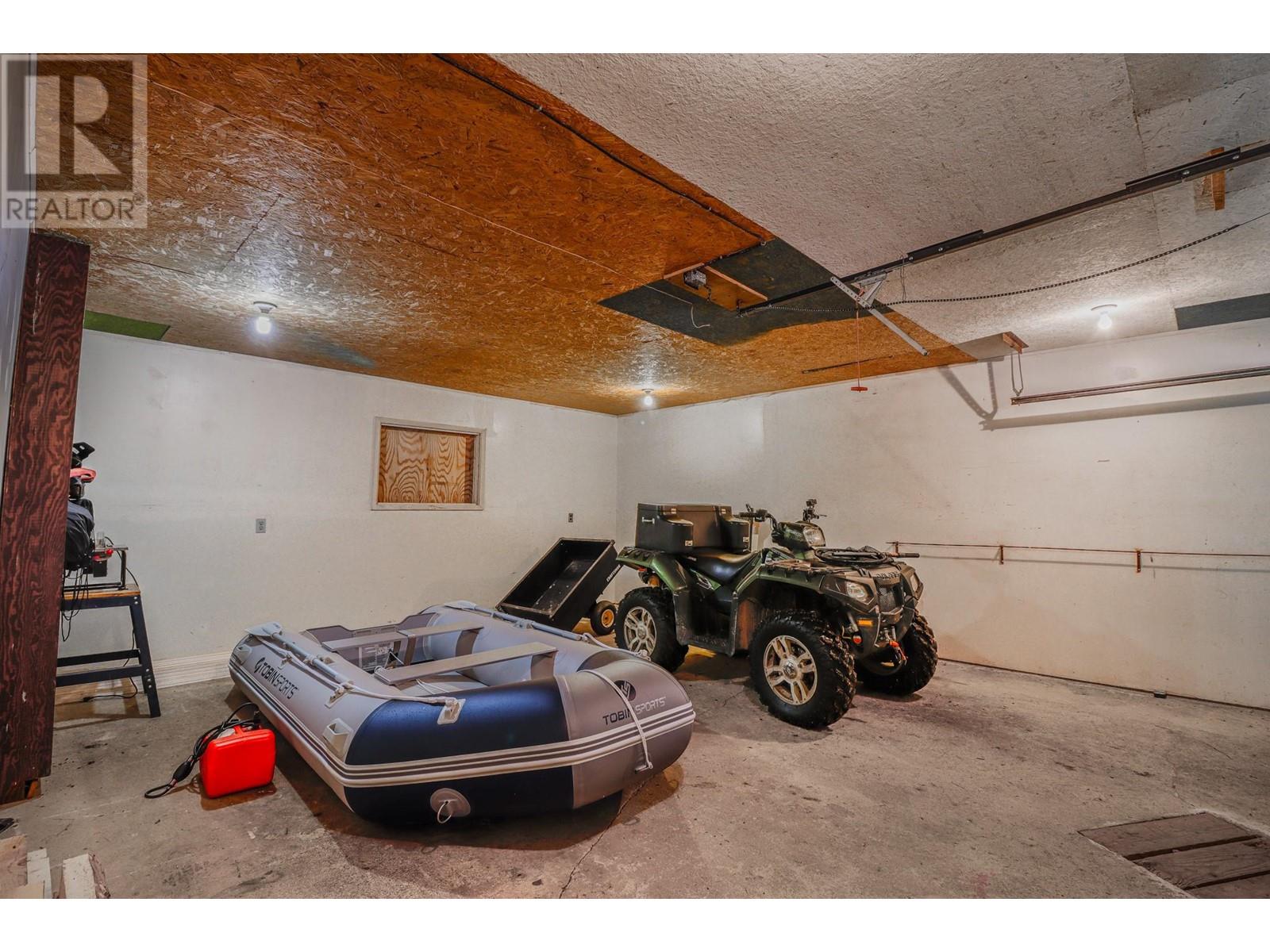 15730 Peters Road, Crawford Bay, British Columbia  V0B 1E0 - Photo 37 - 10349749