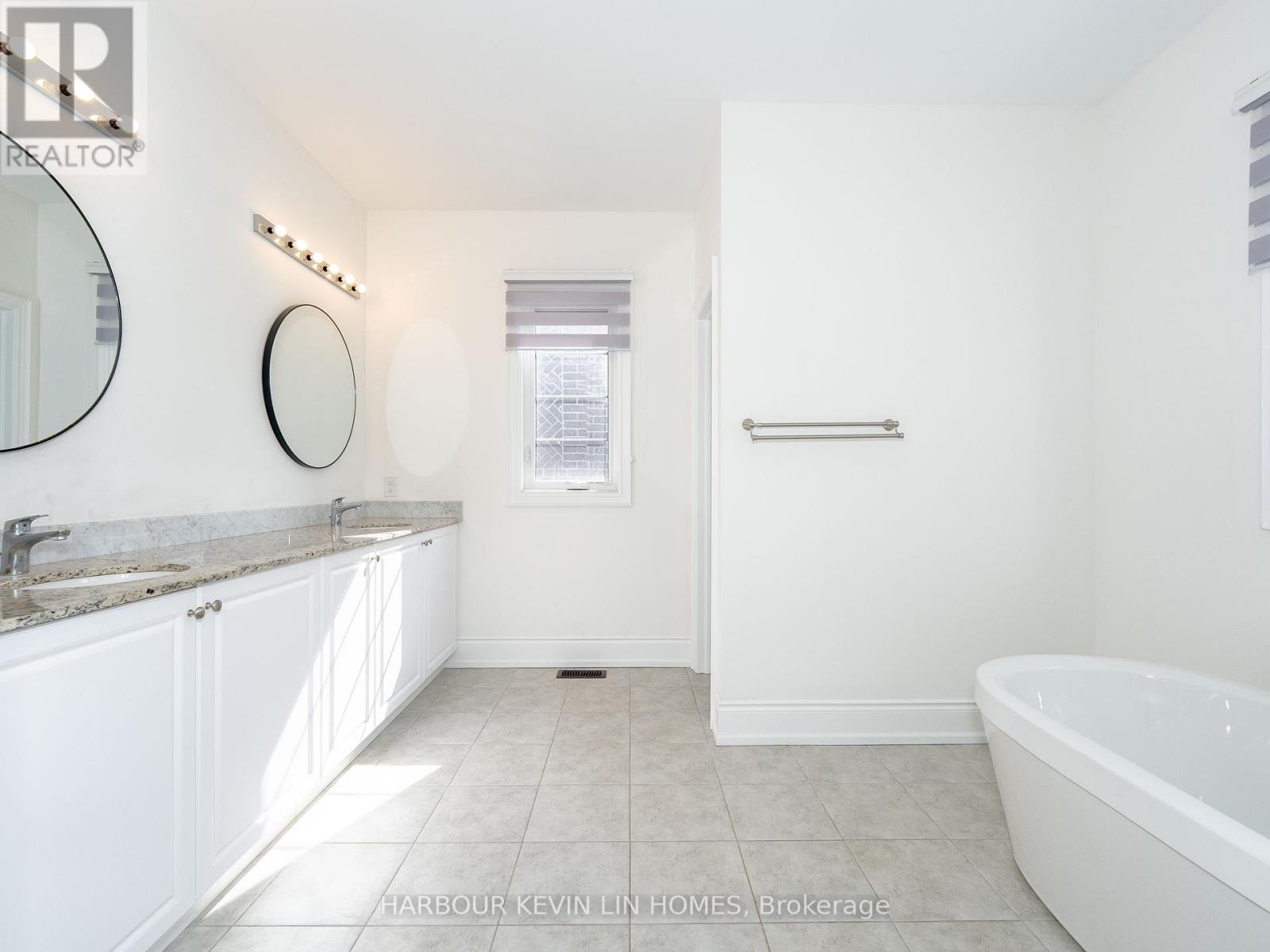 81 Vitlor Drive, Richmond Hill, Ontario  L4E 2Y6 - Photo 42 - N12179423