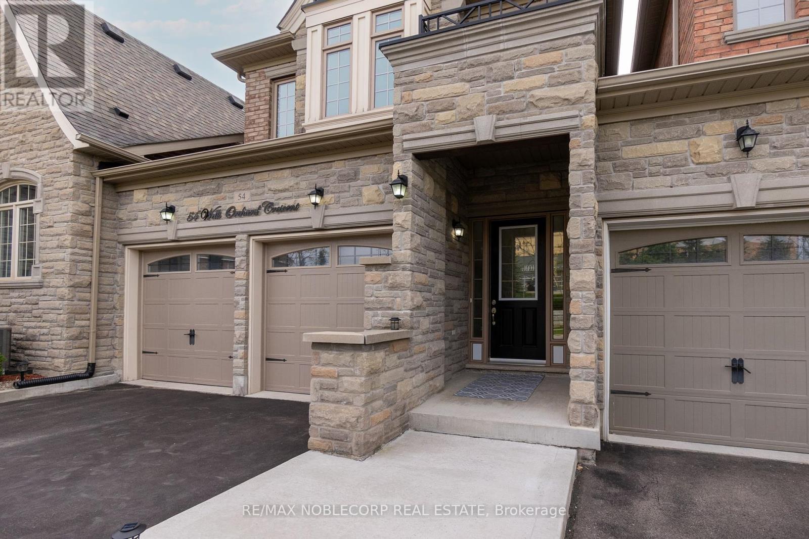 Property at 54 WELLS ORCHARD CRESCENT image 3