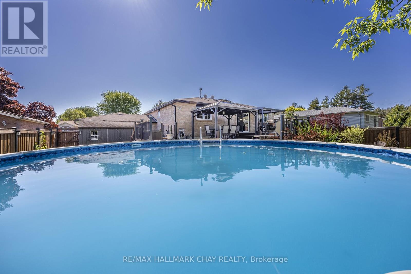 23 Mccarthy Crescent, Essa, Ontario  L3W 0J3 - Photo 31 - N12179520