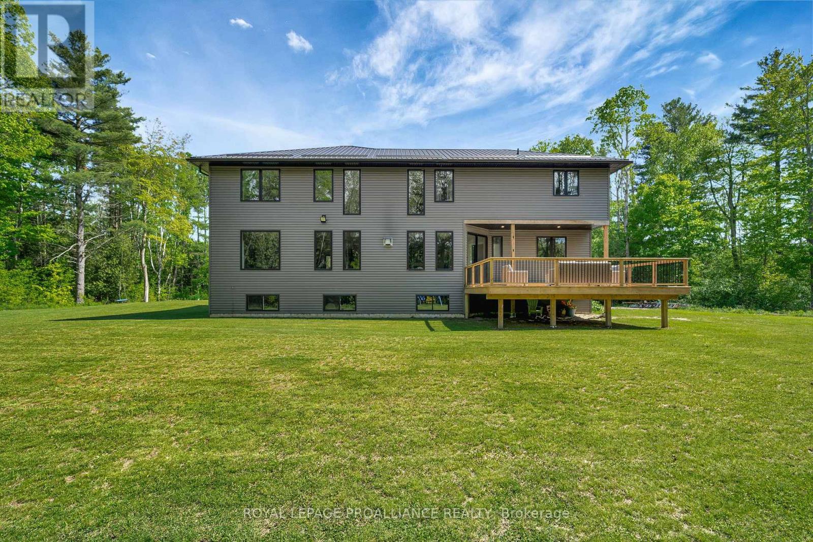 21514 Loyalist Parkway, Prince Edward County, Ontario  K0K 1L0 - Photo 45 - X12179592