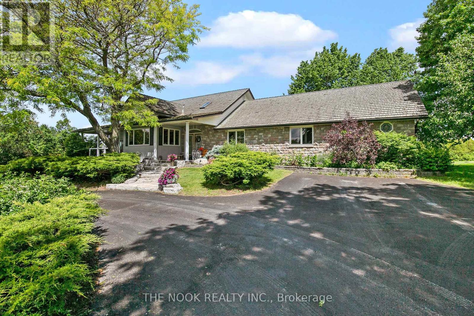 593 PIGEON CREEK ROAD, Kawartha Lakes, Ontario