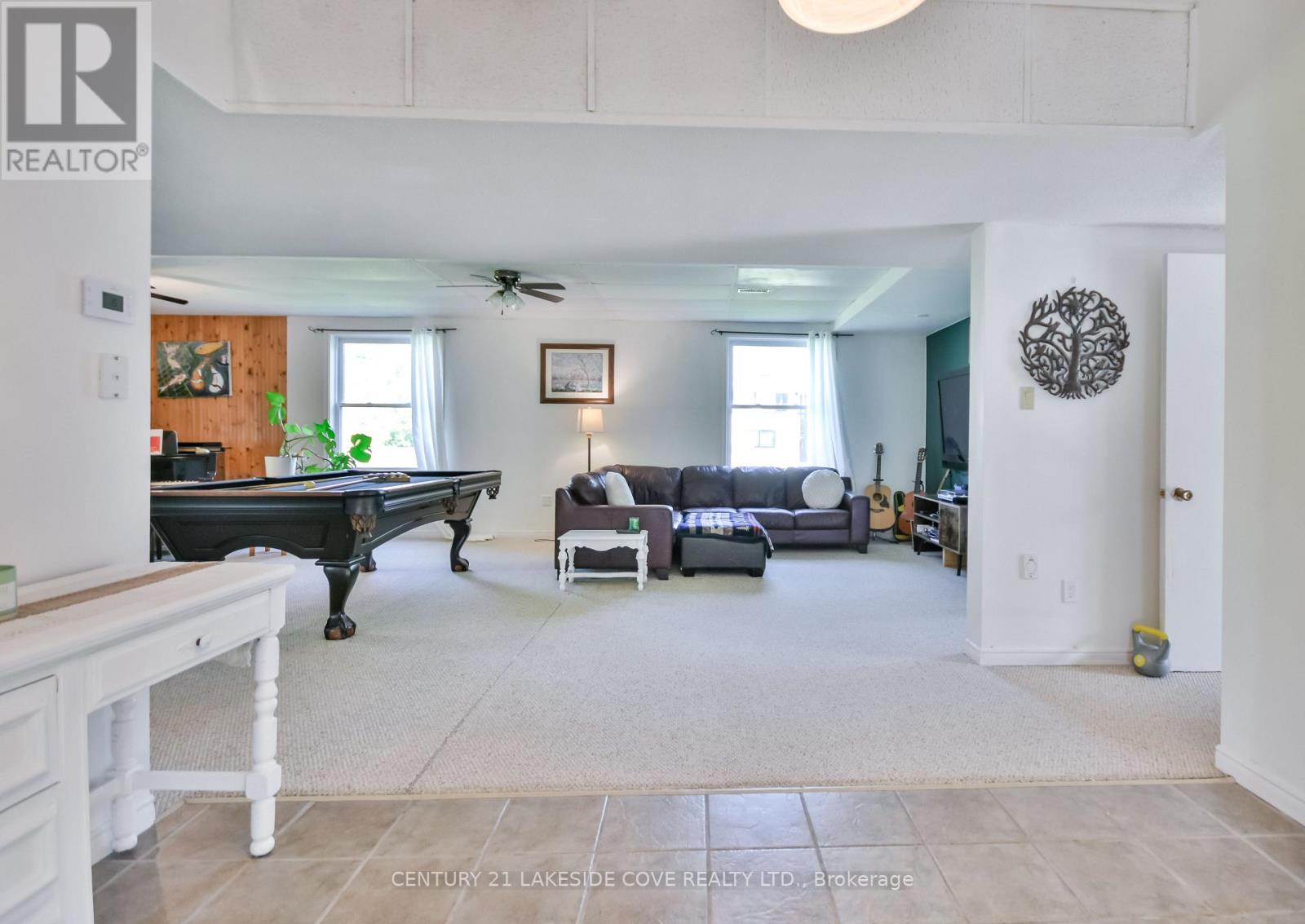 3976 Woodland Drive, Ramara, Ontario  L3V 6H7 - Photo 5 - S12179454