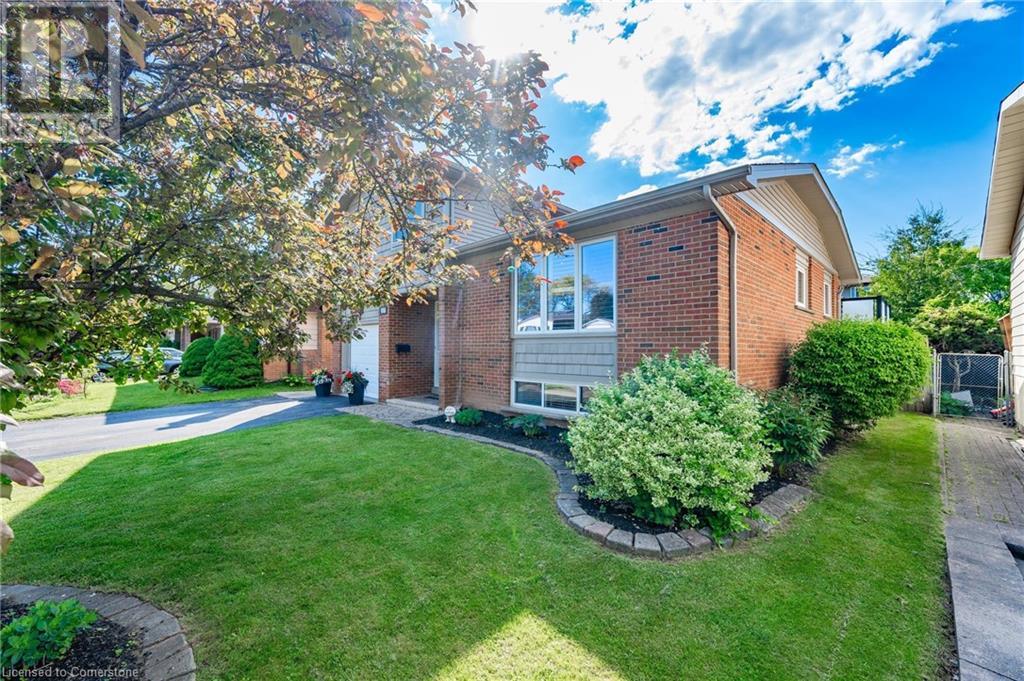 3379 Lansdown Drive, Burlington, Ontario  L7M 1S5 - Photo 5 - 40727687