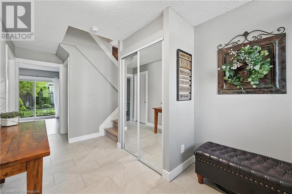 3379 Lansdown Drive, Burlington, Ontario  L7M 1S5 - Photo 8 - 40727687