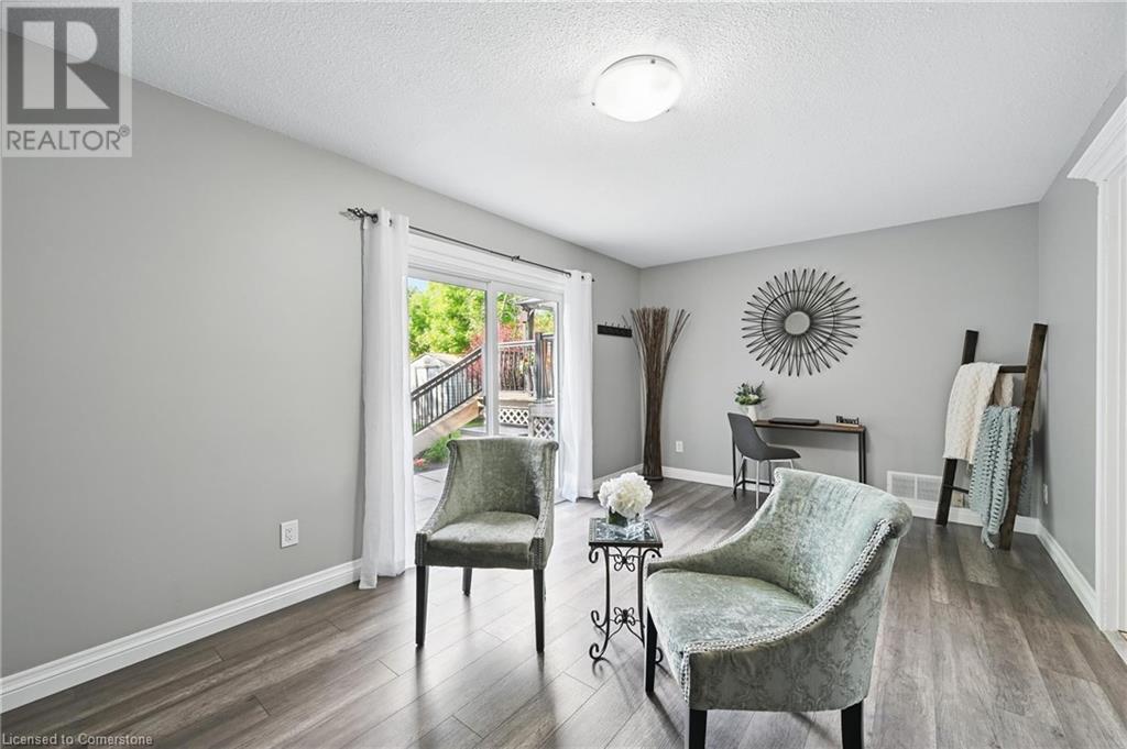 3379 Lansdown Drive, Burlington, Ontario  L7M 1S5 - Photo 13 - 40727687