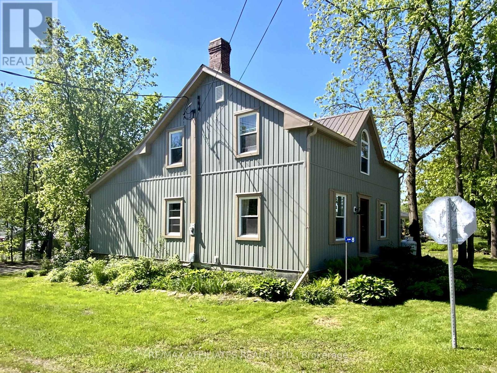 8 Stevens Street, Rideau Lakes, Ontario  K0G 1P0 - Photo 2 - X12179625
