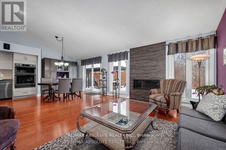 48 Settler's Ridge Way, Ottawa, Ontario  K2J 4V2 - Photo 13 - X12179632