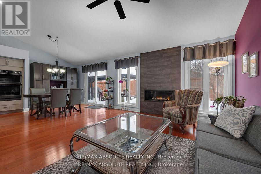 48 Settler's Ridge Way, Ottawa, Ontario  K2J 4V2 - Photo 18 - X12179632