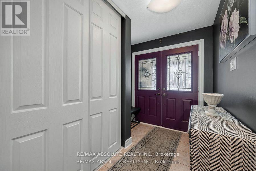 48 Settler's Ridge Way, Ottawa, Ontario  K2J 4V2 - Photo 2 - X12179632