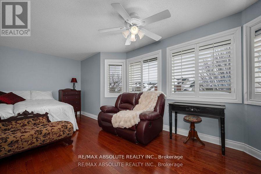 48 Settler's Ridge Way, Ottawa, Ontario  K2J 4V2 - Photo 32 - X12179632
