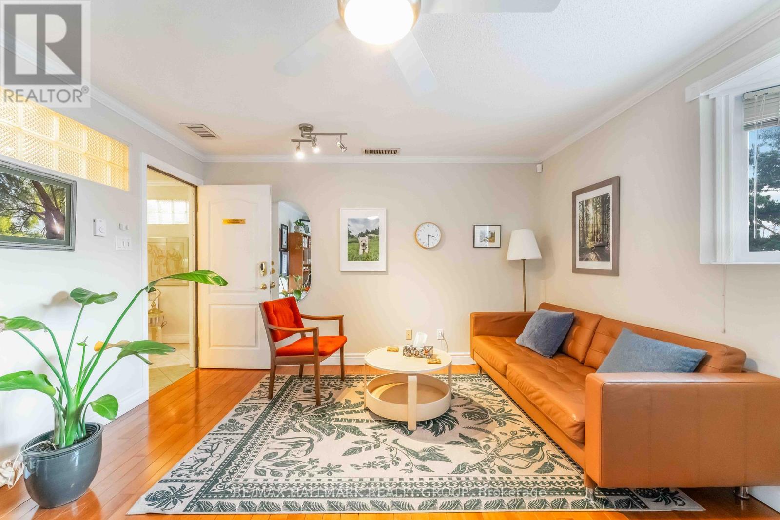 201 - 117 Murray Street, Ottawa, Ontario  K1N 5M5 - Photo 13 - X12179637