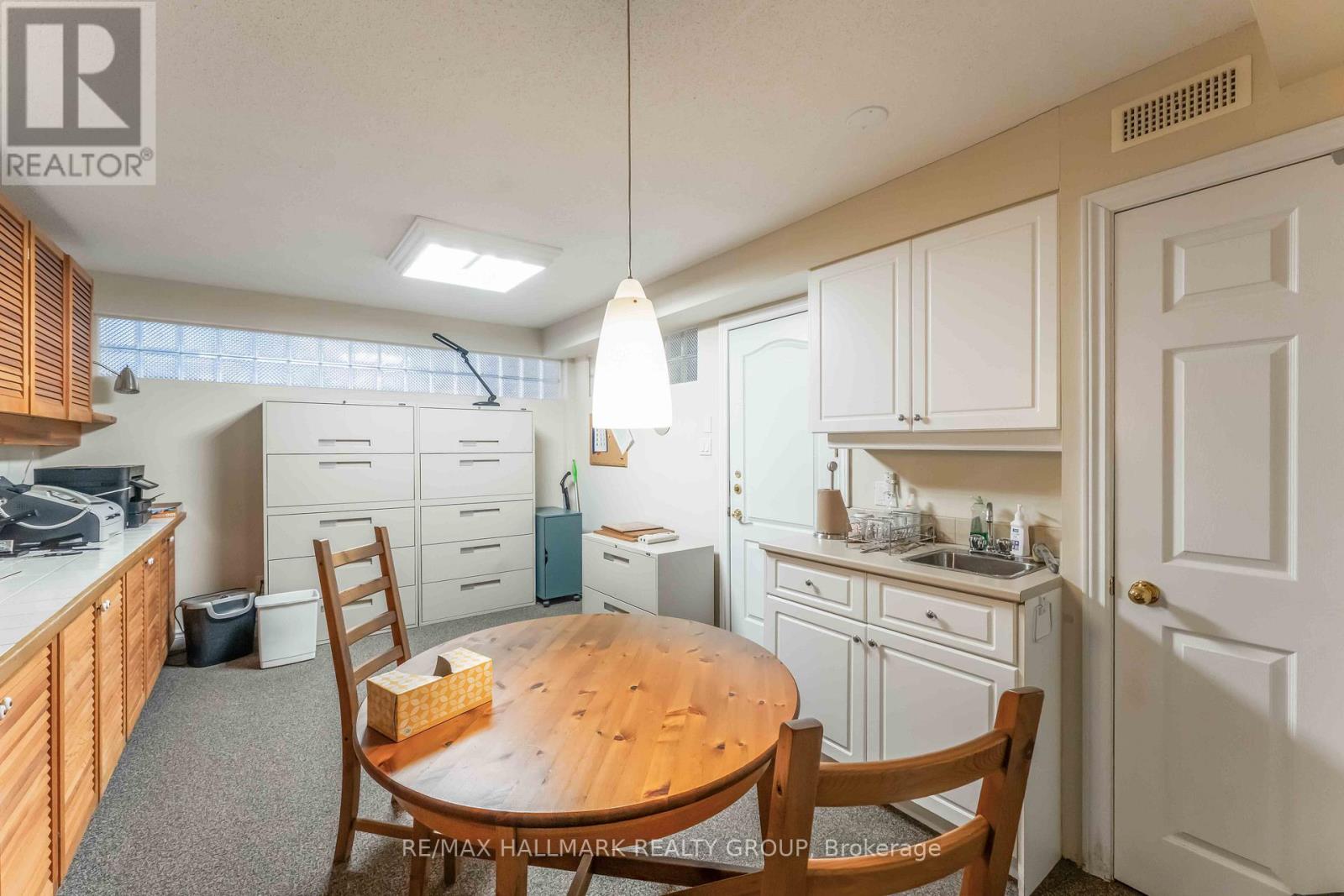 201 - 117 Murray Street, Ottawa, Ontario  K1N 5M5 - Photo 20 - X12179637