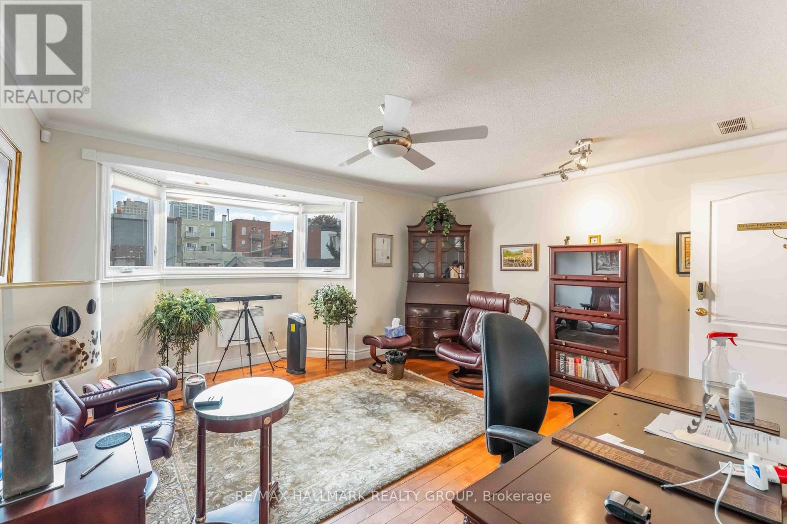 201 - 117 Murray Street, Ottawa, Ontario  K1N 5M5 - Photo 8 - X12179637
