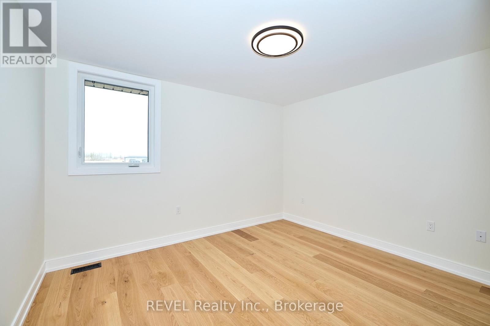 95 Port Robinson Road, Pelham, Ontario  L3B 5N5 - Photo 23 - X12179644