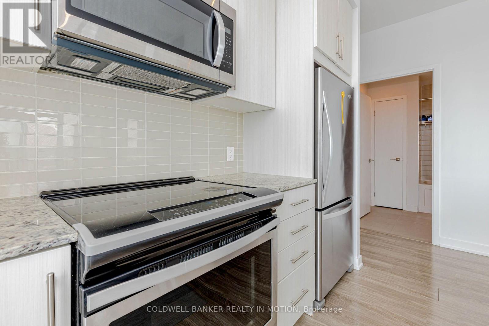 3212 - 4055 Parkside Village Drive, Mississauga (City Centre), Ontario  L5B 0K2 - Photo 12 - W12179406