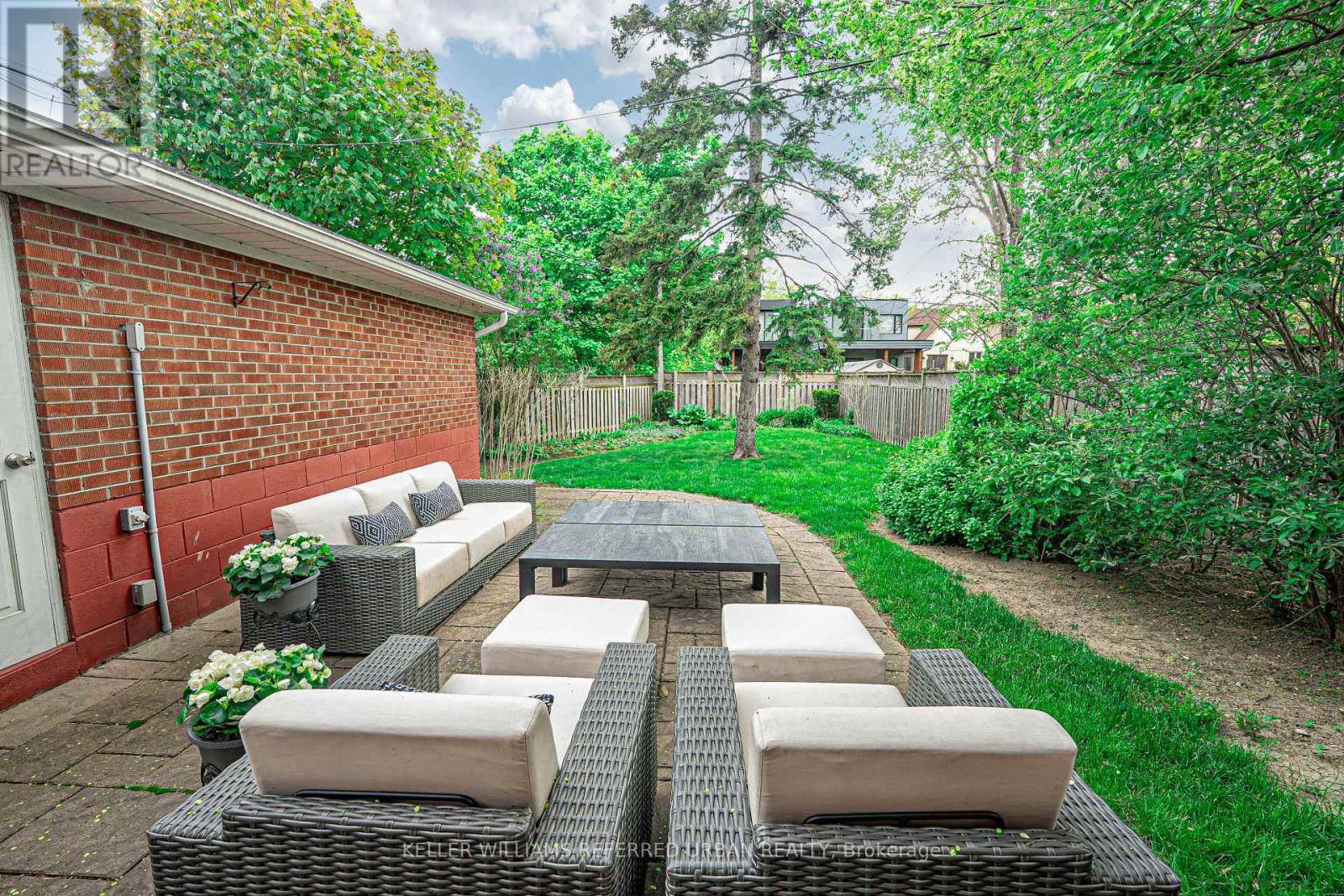 44 Burnelm Drive, Toronto (Islington-City Centre West), Ontario  M6B 4N3 - Photo 34 - W12179486