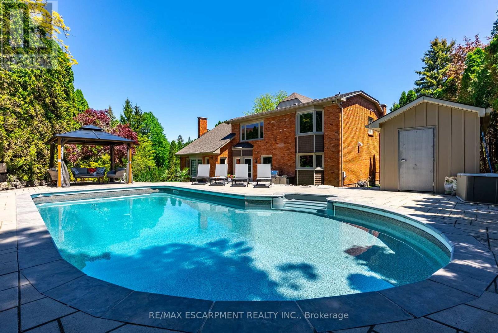 2312 Hoover Court, Burlington (Tyandaga), Ontario  L7P 4V2 - Photo 44 - W12179521