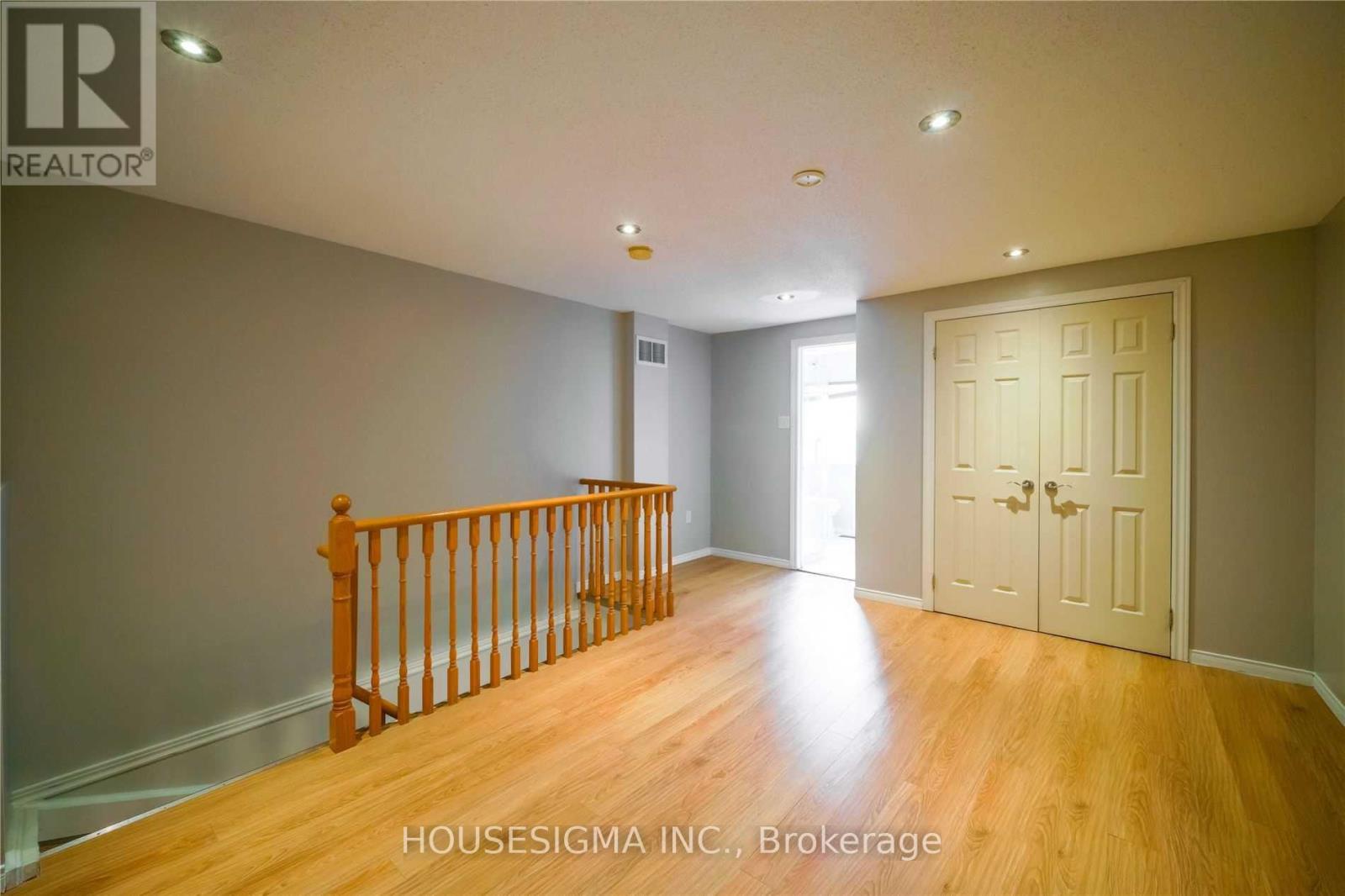 21 - 80 Strathaven Drive, Mississauga, Ontario  L5R 3V9 - Photo 26 - W12179540