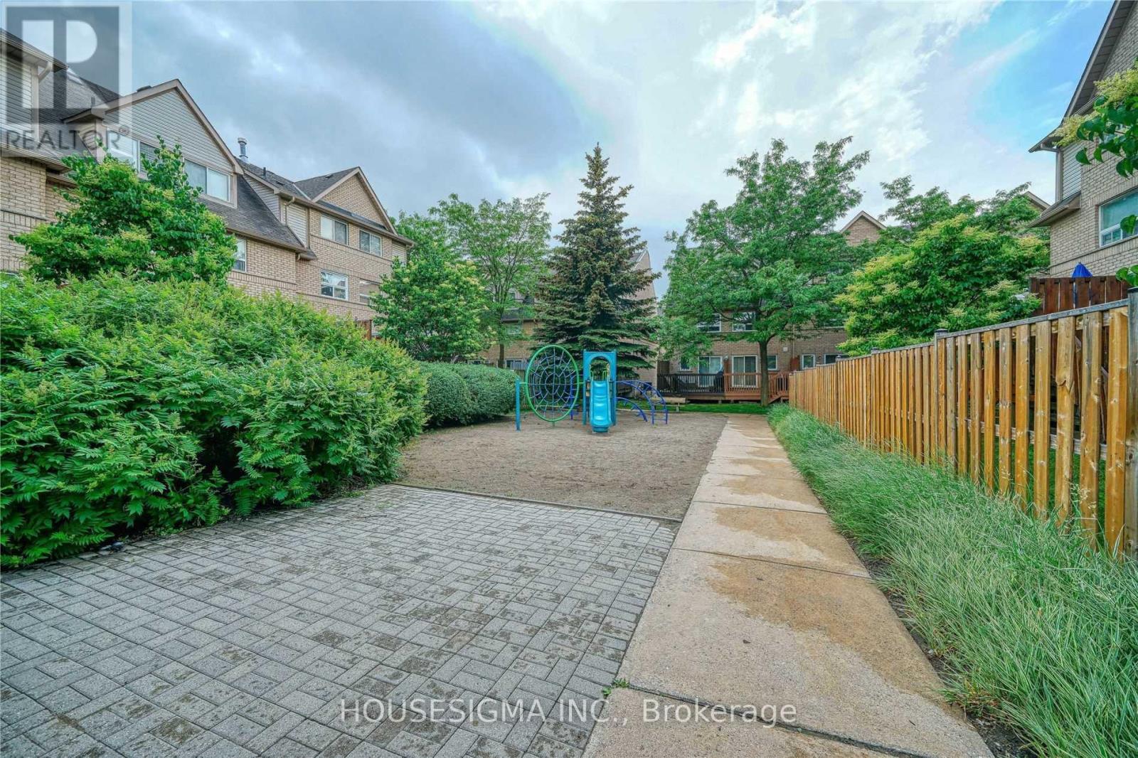 21 - 80 Strathaven Drive, Mississauga, Ontario  L5R 3V9 - Photo 38 - W12179540