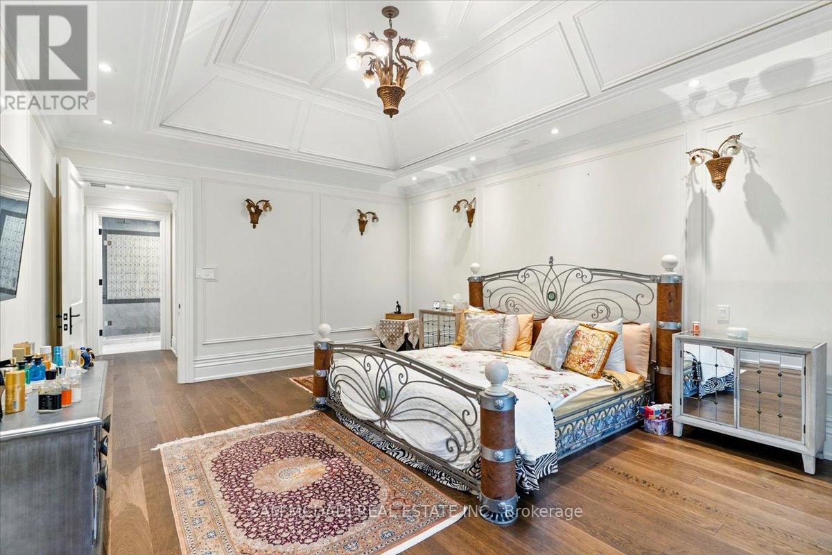 883 Parkland Avenue, Mississauga, Ontario  L5H 3G6 - Photo 24 - W12179552