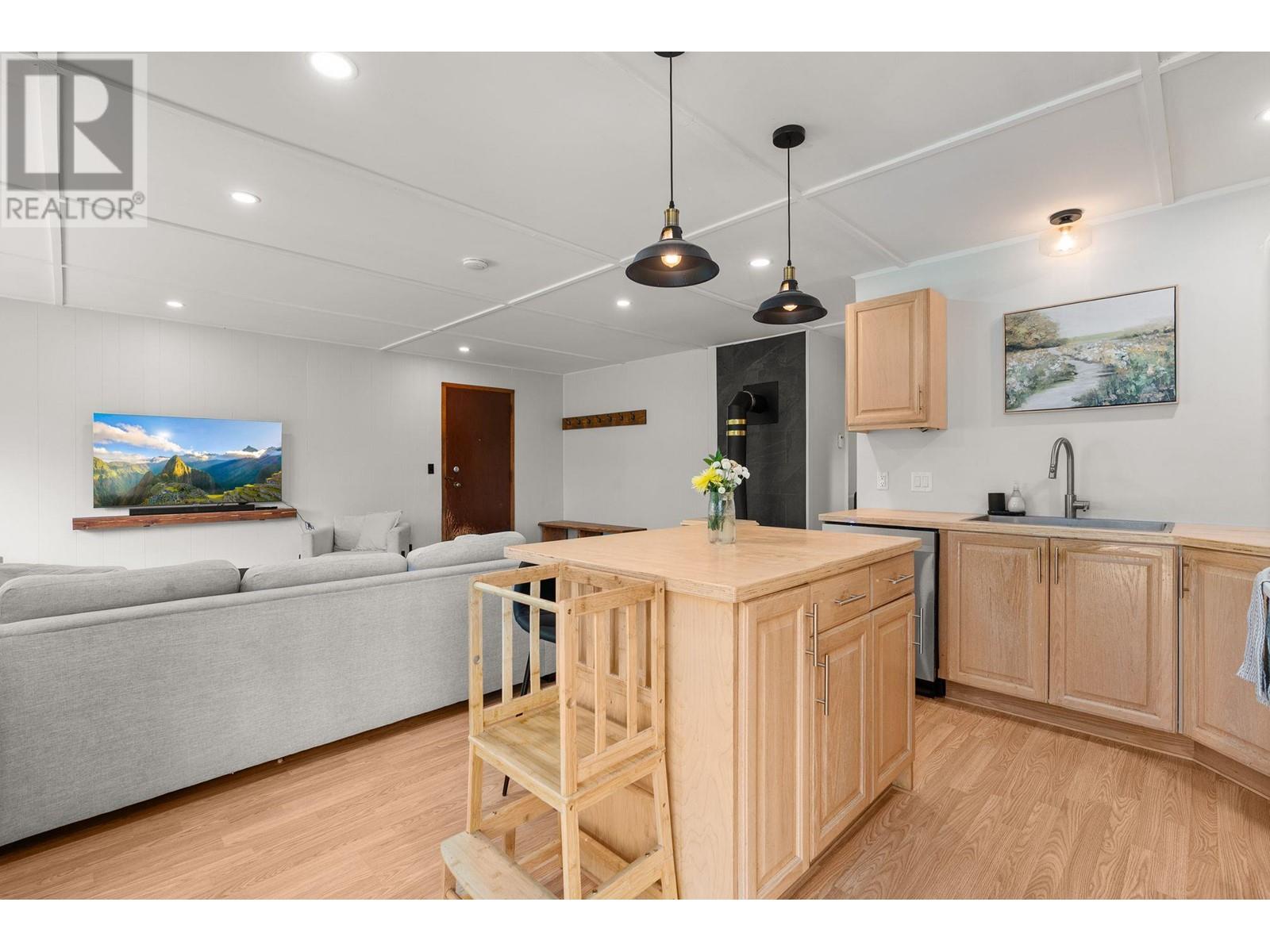 169 Springbend Road, Enderby, British Columbia  V0E 1V3 - Photo 8 - 10349670