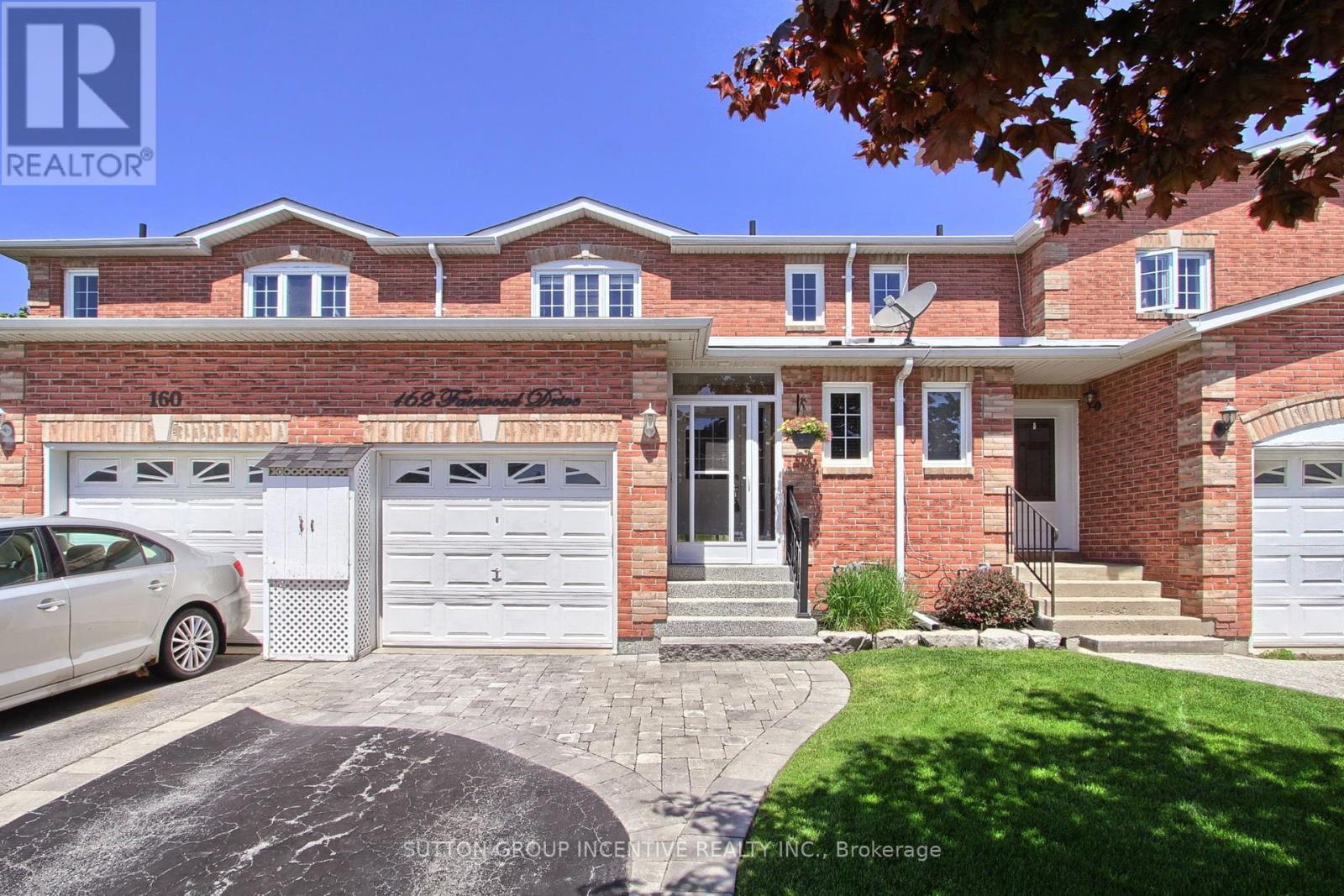 162 Fairwood Drive, Georgina, Ontario  L4P 3Y3 - Photo 1 - N12179490