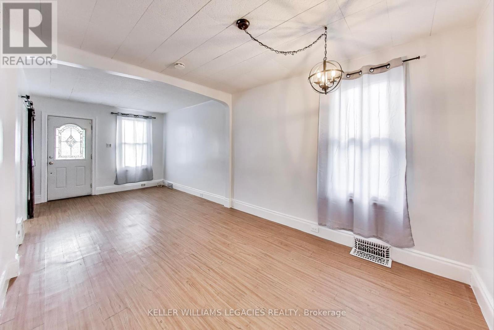Property at 367 COPE STREET image 3