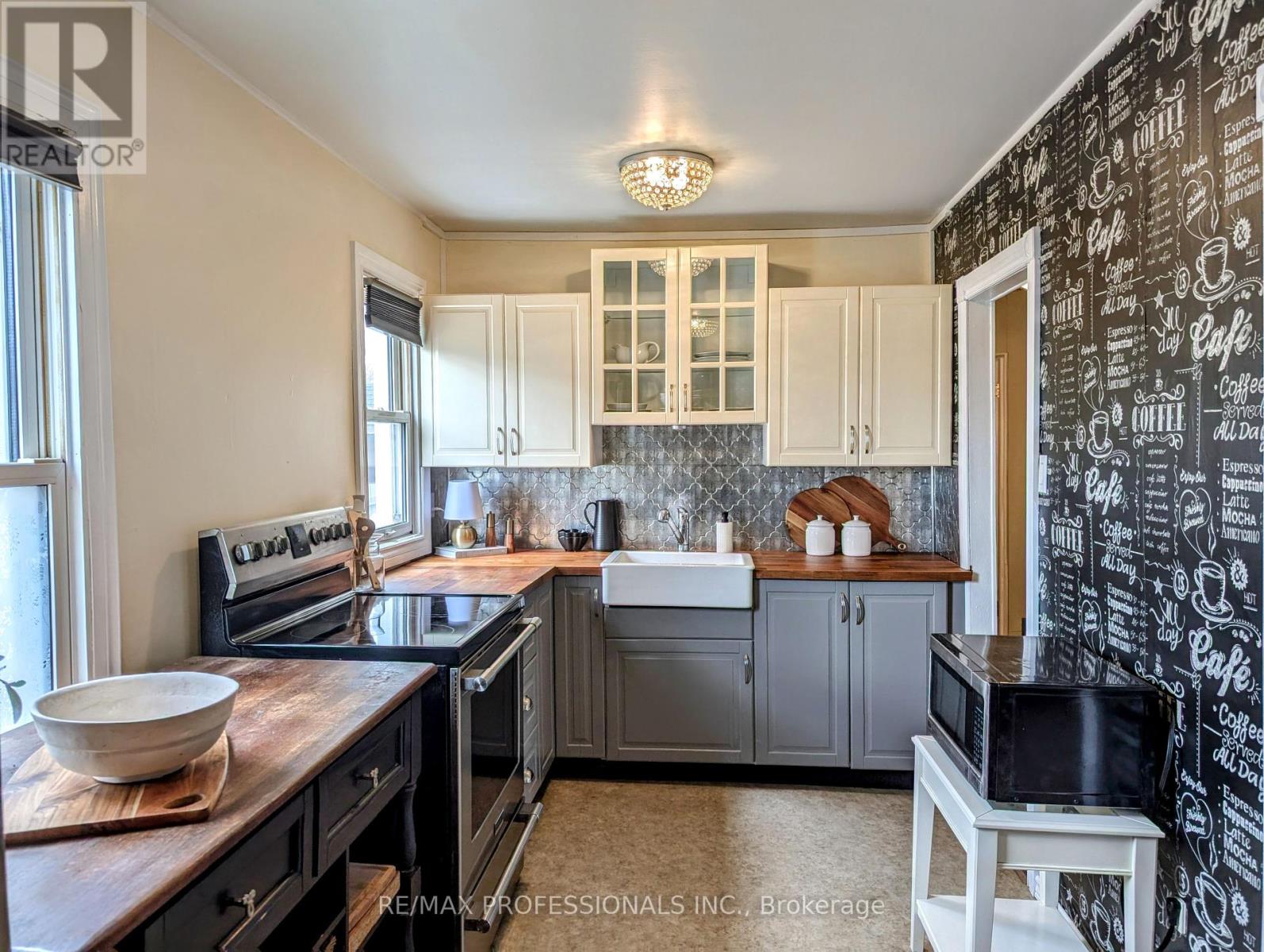 6 Fraser Street, Port Hope, Ontario  L1A 2A1 - Photo 8 - X12179525