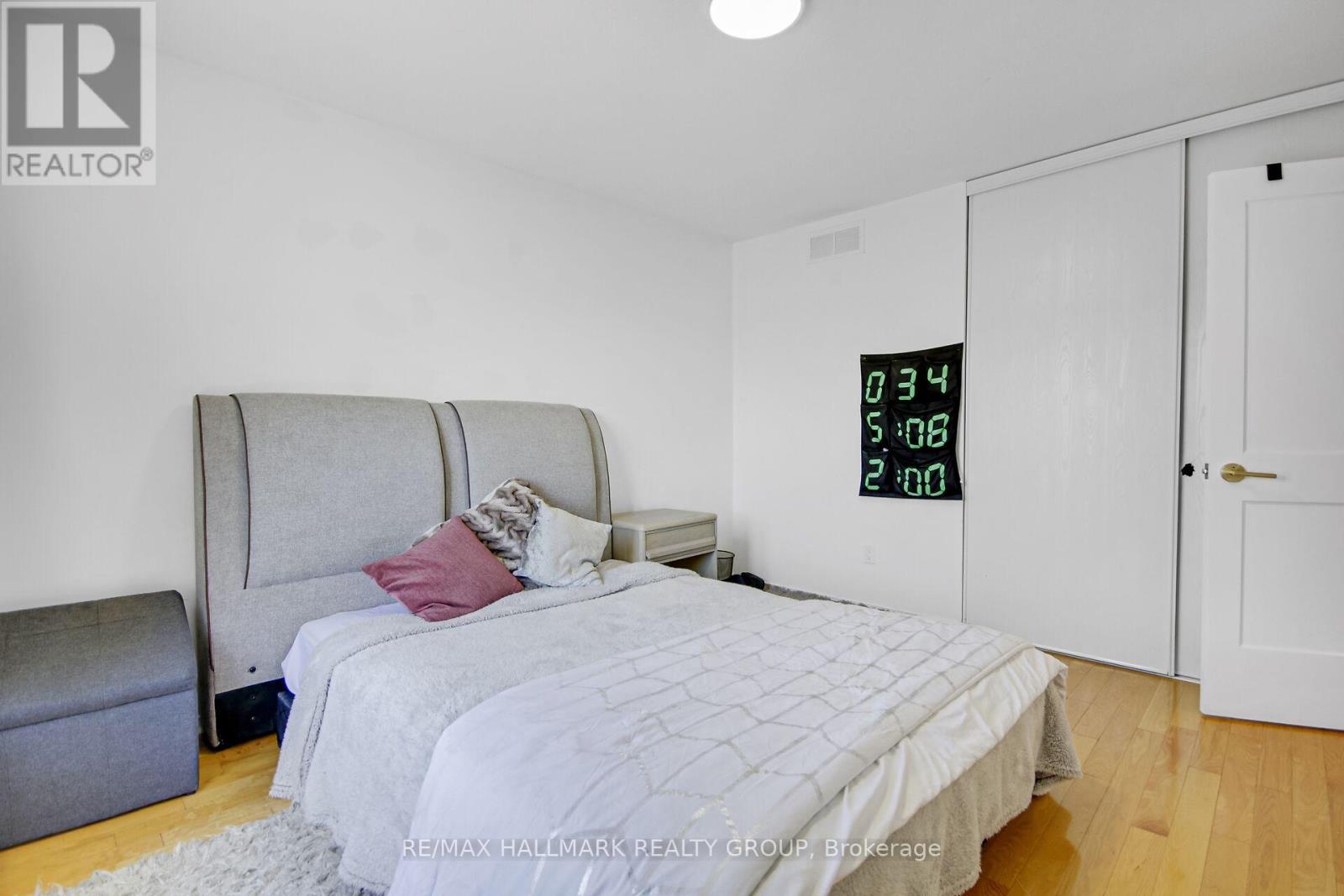 206 Annapolis Circle, Ottawa, Ontario  K1V 1Y9 - Photo 28 - X12179437