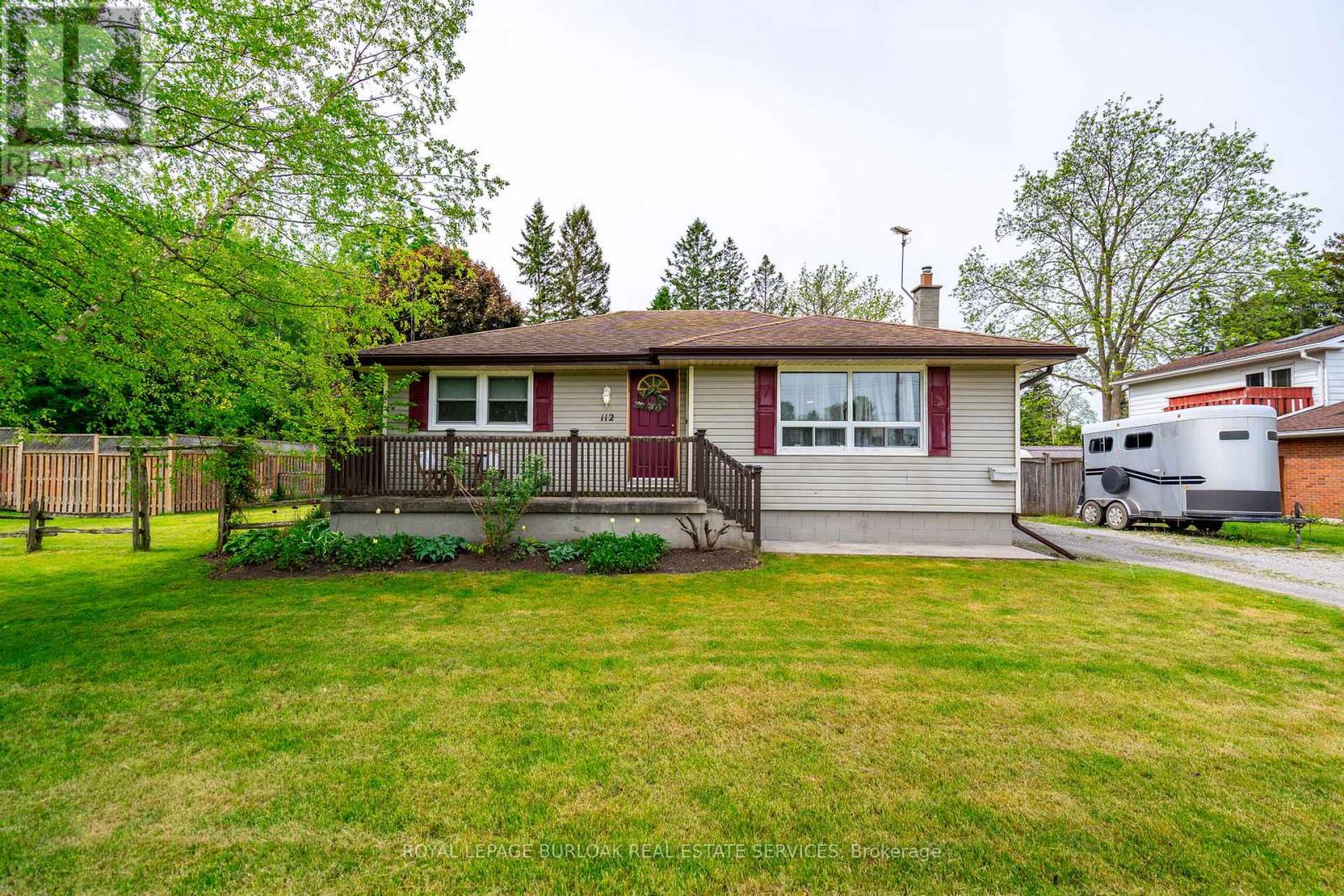 112 Anderson Avenue, Haldimand, Ontario  N1A 3A7 - Photo 1 - X12179566