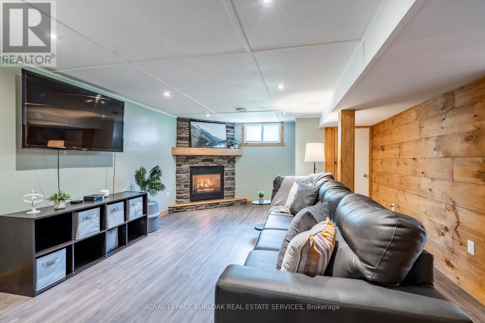 112 Anderson Avenue, Haldimand (Dunnville), Ontario  N1A 3A7 - Photo 30 - X12179566