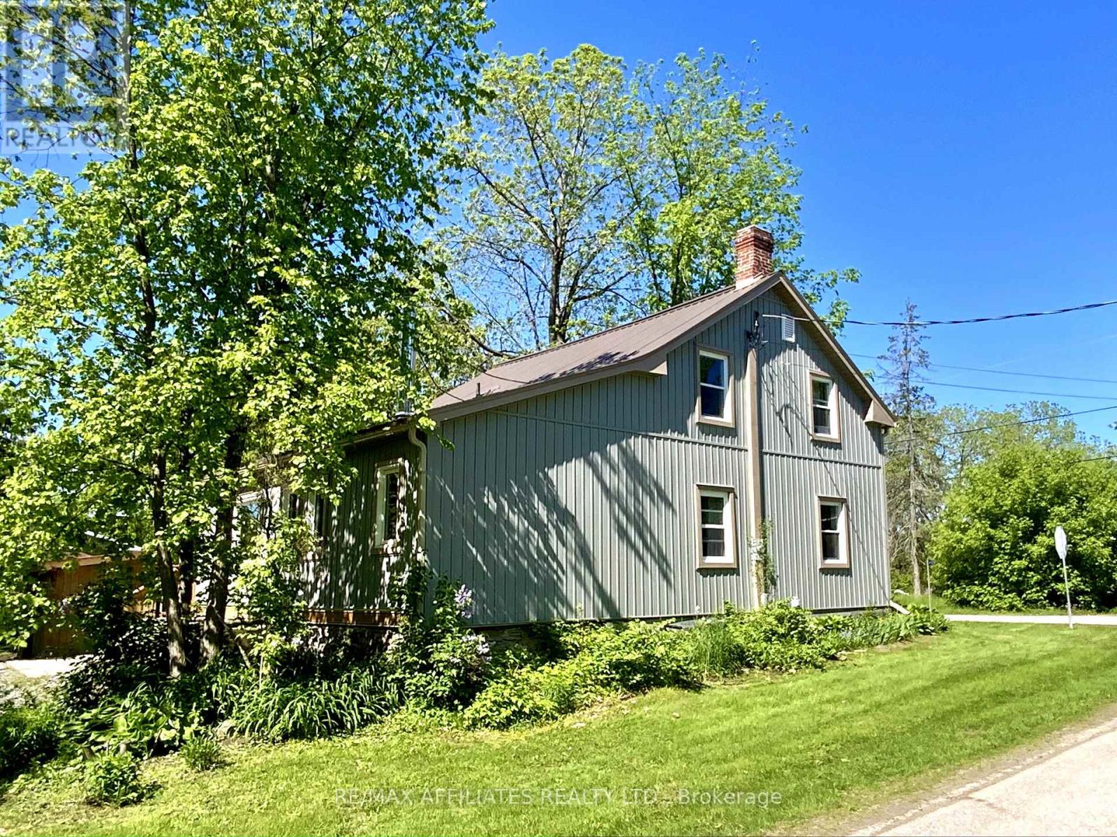 8 Stevens Street, Rideau Lakes, Ontario  K0G 1P0 - Photo 3 - X12179625