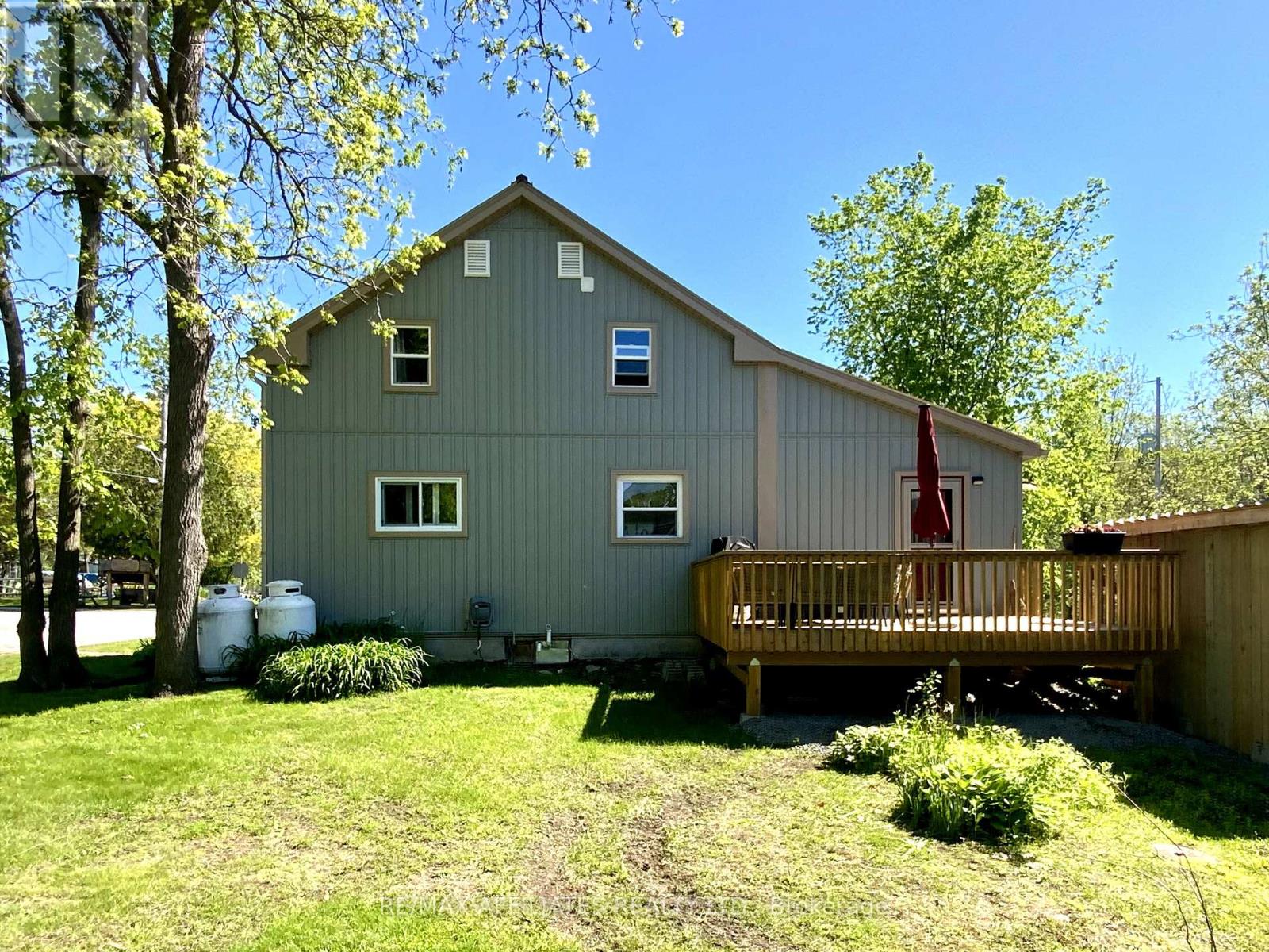 8 Stevens Street, Rideau Lakes, Ontario  K0G 1P0 - Photo 4 - X12179625