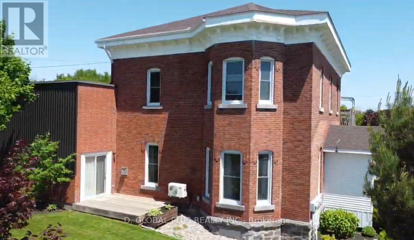 6723 Purcell Road, South Glengarry, Ontario  K6H 7T6 - Photo 4 - X12177804