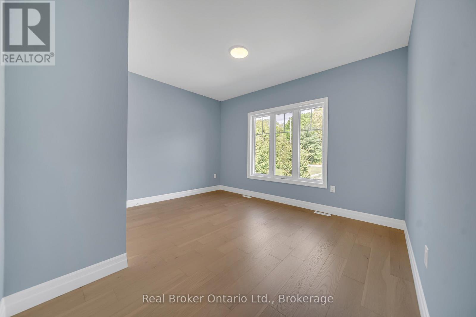 8357 Goosemarsh Line, Lambton Shores, Ontario  N0M 1T0 - Photo 13 - X12179611