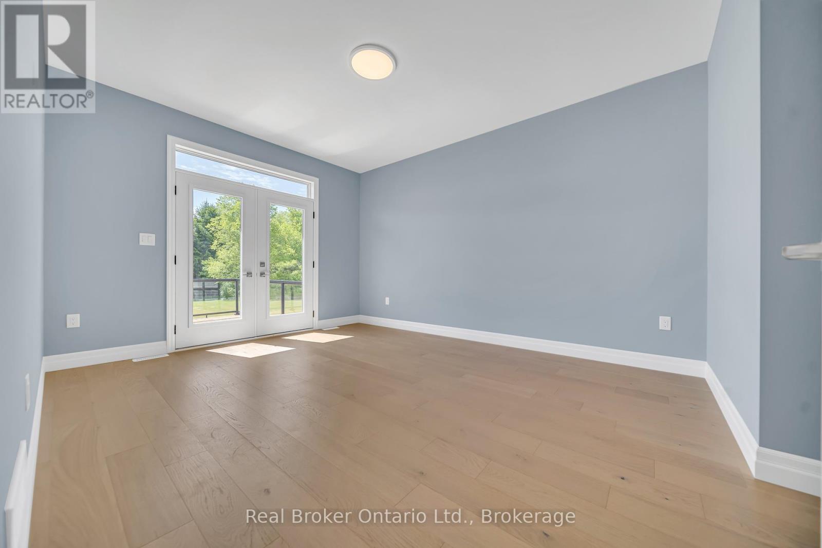 8357 Goosemarsh Line, Lambton Shores, Ontario  N0M 1T0 - Photo 26 - X12179611