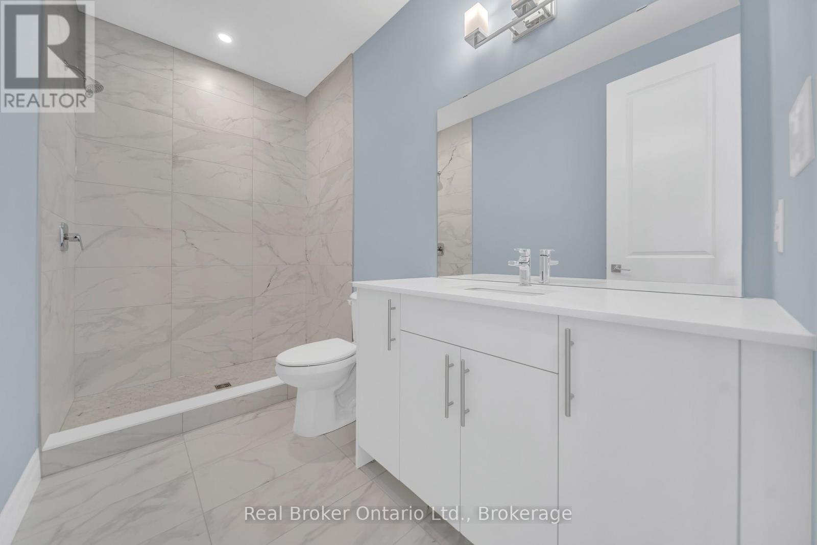 8357 Goosemarsh Line, Lambton Shores, Ontario  N0M 1T0 - Photo 31 - X12179611