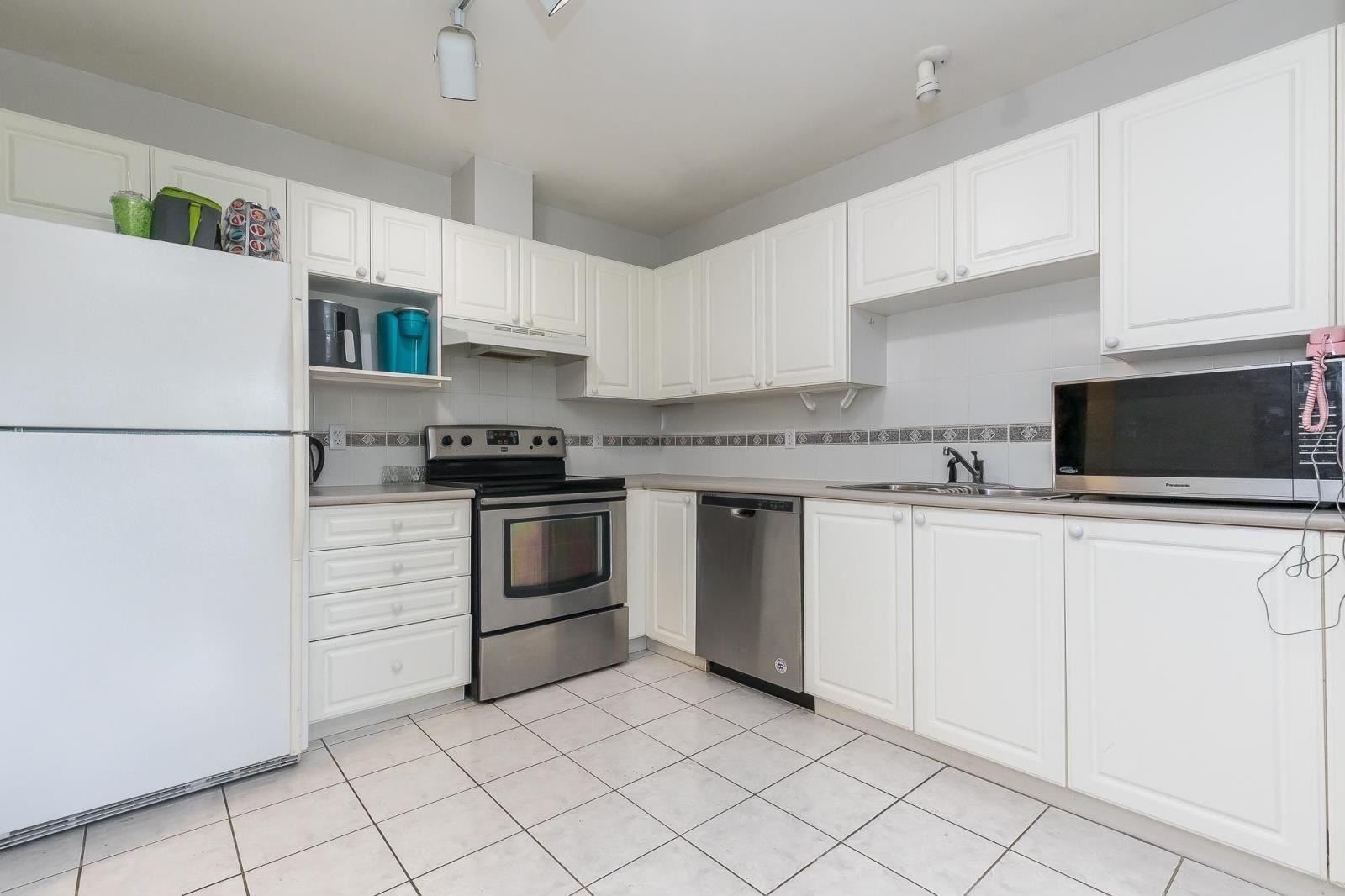 303 45745 Princess Avenue, Chilliwack Proper West, Chilliwack, British Columbia  V2P 2B5 - Photo 2 - R3008300