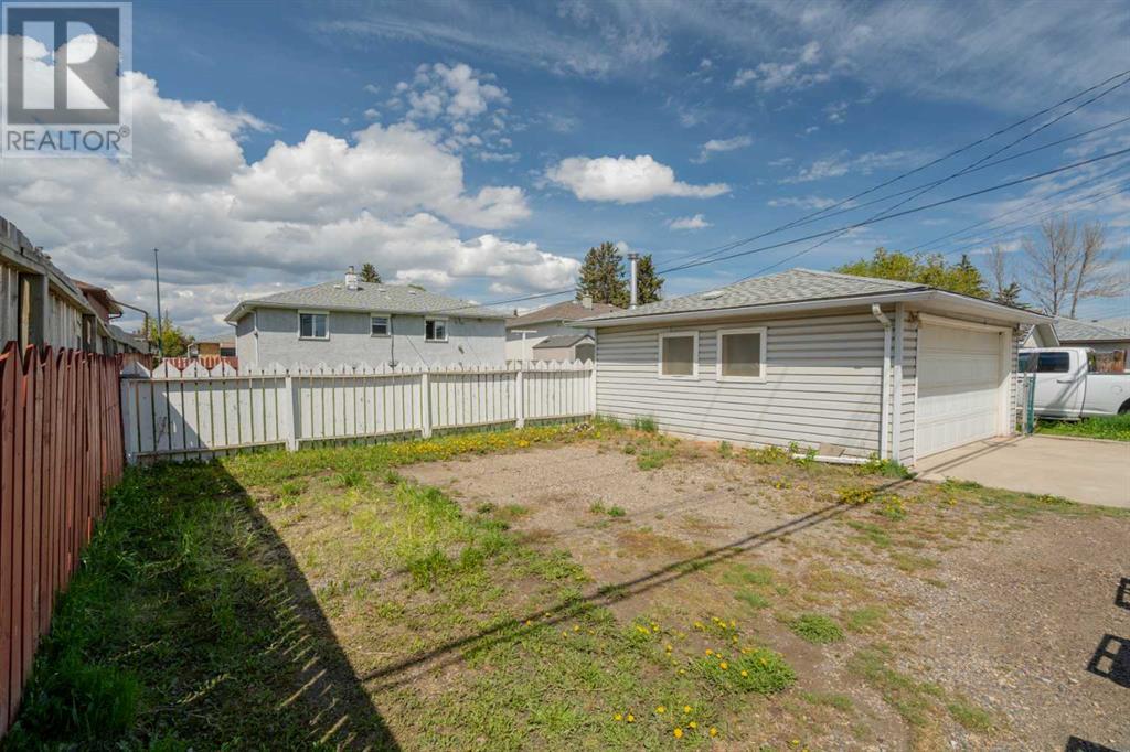 2228 41 Street Se, Calgary, Alberta  T2B 1C7 - Photo 37 - A2220611