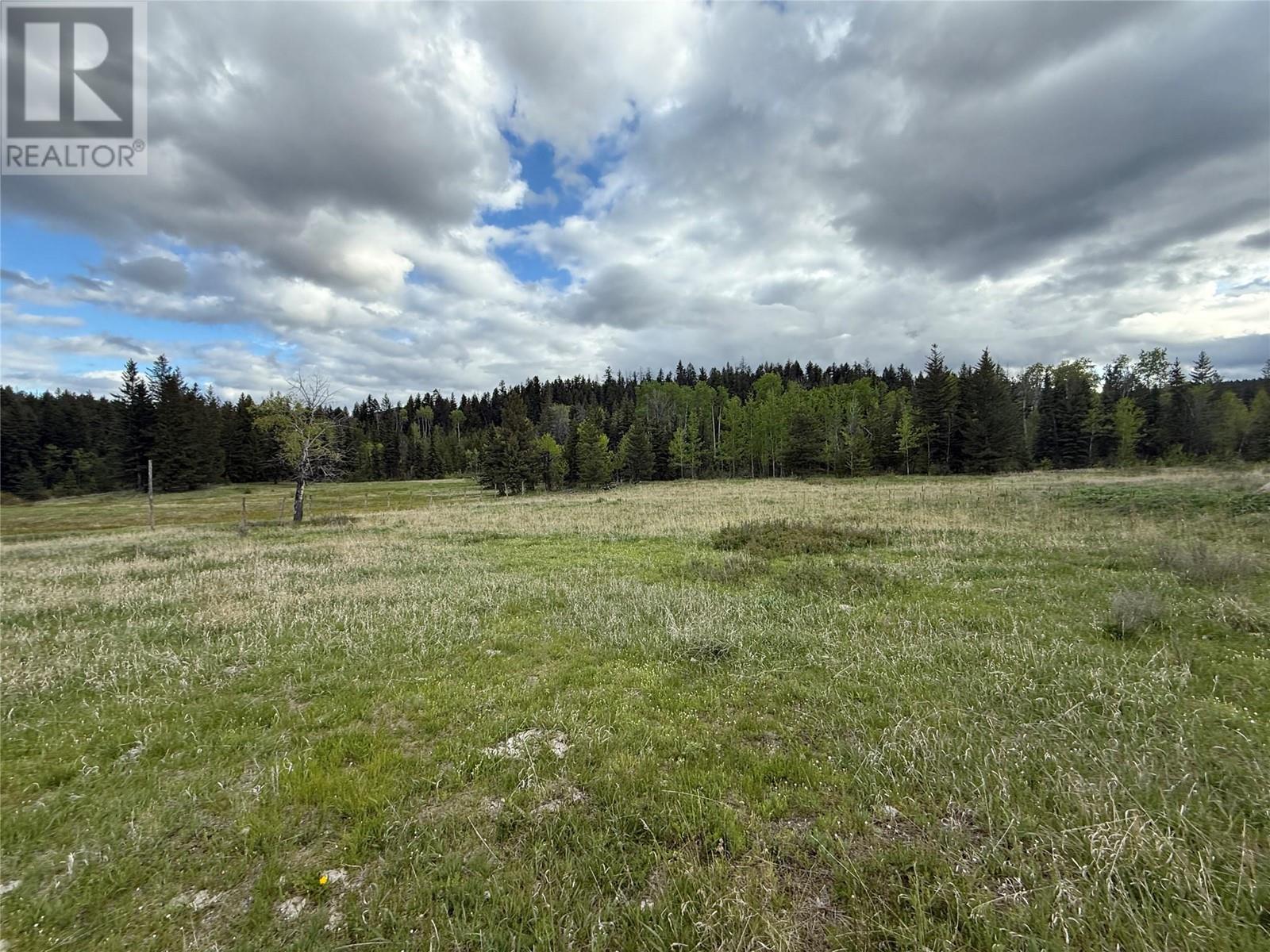 4162 MARTINSON Road, Kamloops, BC V2C6W2