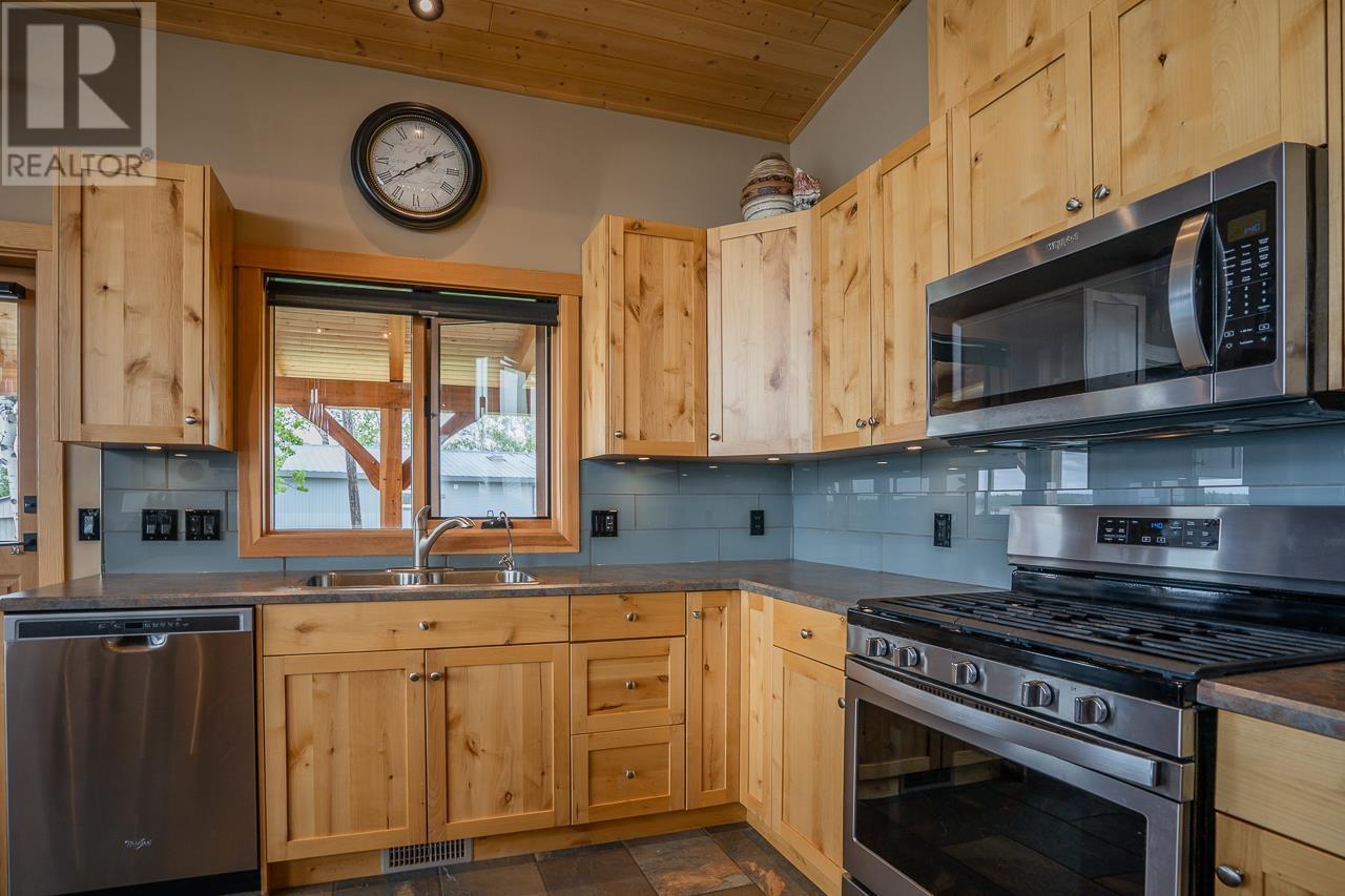 21 Point Road, Green Lake, British Columbia  V0K 2K2 - Photo 20 - R3008396